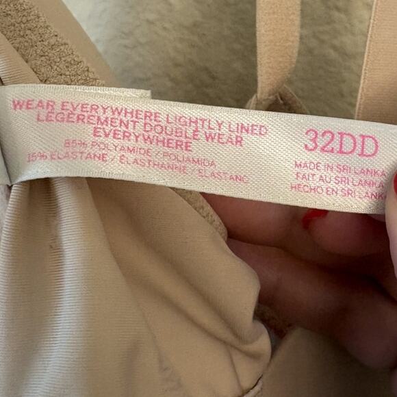 Victoria's Secret Pink Wear Everywhere Lightly Lined Push Up Bra Nude Size 32DD - Picture 6 of 6